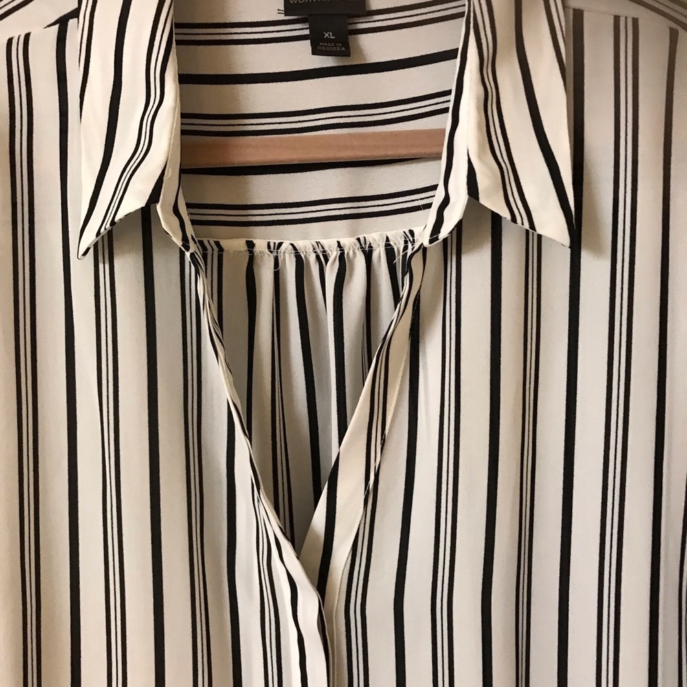 Women's blouse with long sleeves.